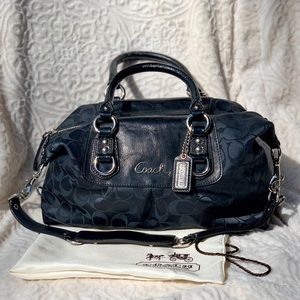 Coach signature ashley